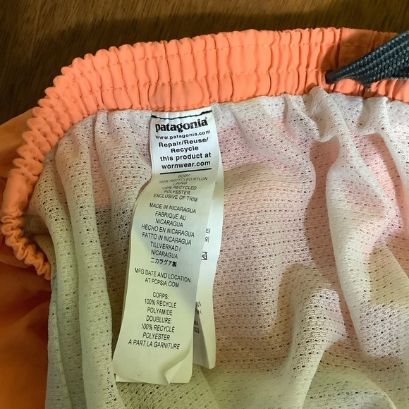 Patagonia Baggies Sz XS Tangerine - Picture 6 of 9